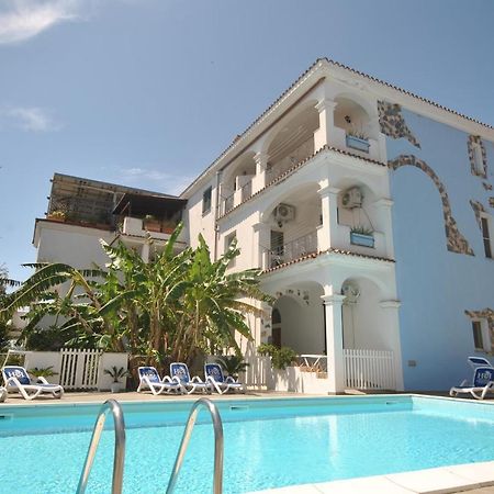 Holiday Residence Rifugio Орозеи Екстериор снимка