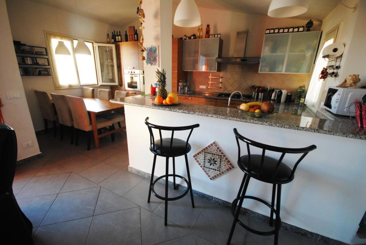 Holiday Residence Rifugio Орозеи Екстериор снимка