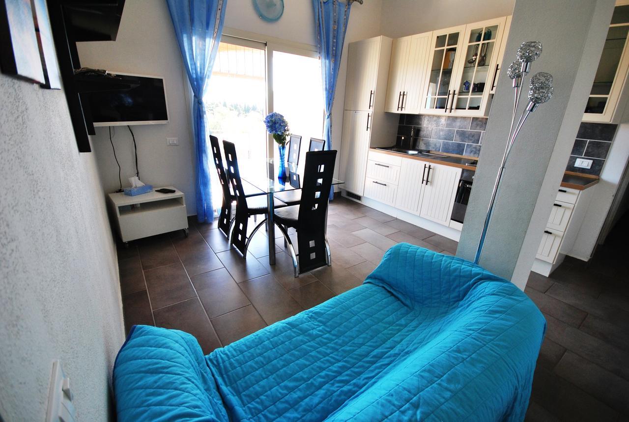 Holiday Residence Rifugio Орозеи Екстериор снимка