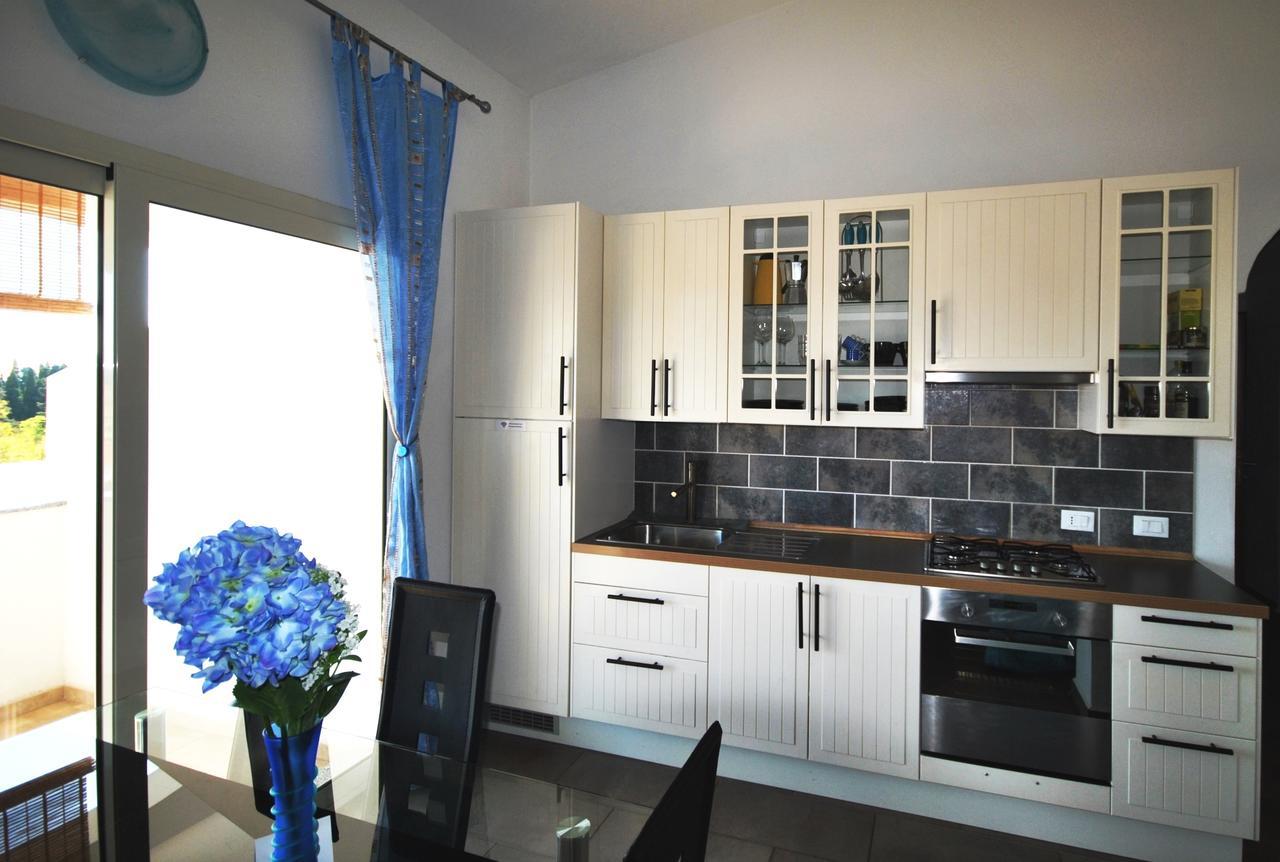 Holiday Residence Rifugio Орозеи Екстериор снимка
