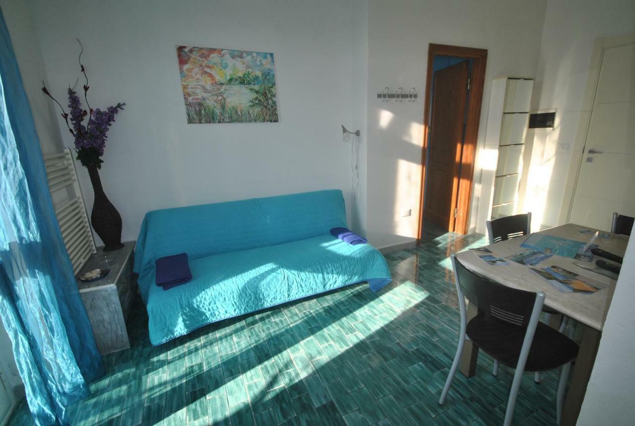 Holiday Residence Rifugio Орозеи Екстериор снимка