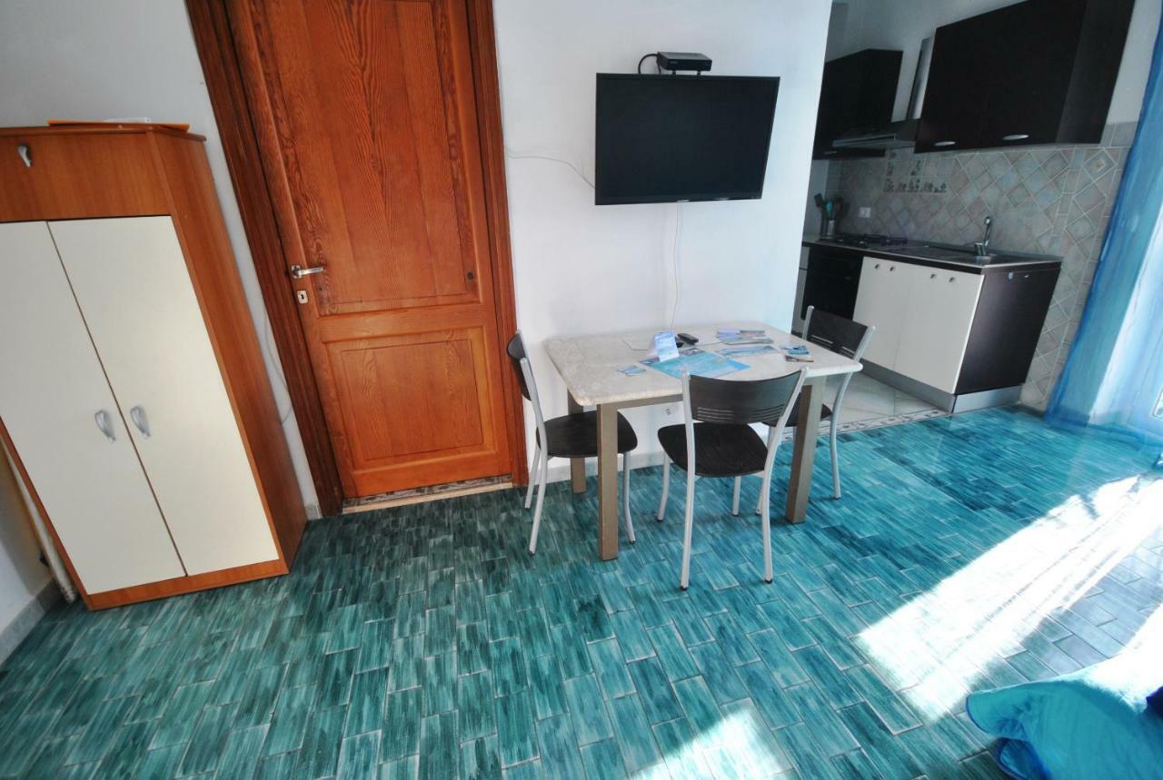 Holiday Residence Rifugio Орозеи Екстериор снимка