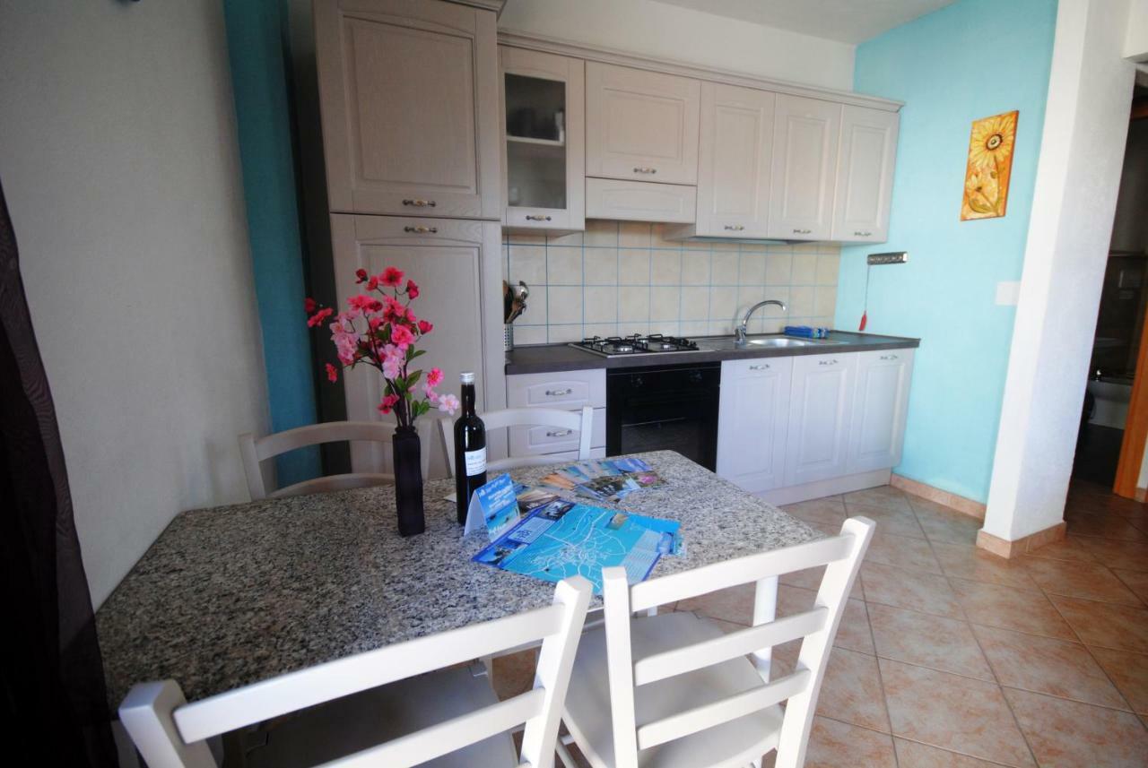 Holiday Residence Rifugio Орозеи Екстериор снимка