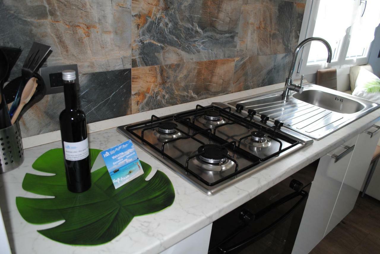Holiday Residence Rifugio Орозеи Екстериор снимка