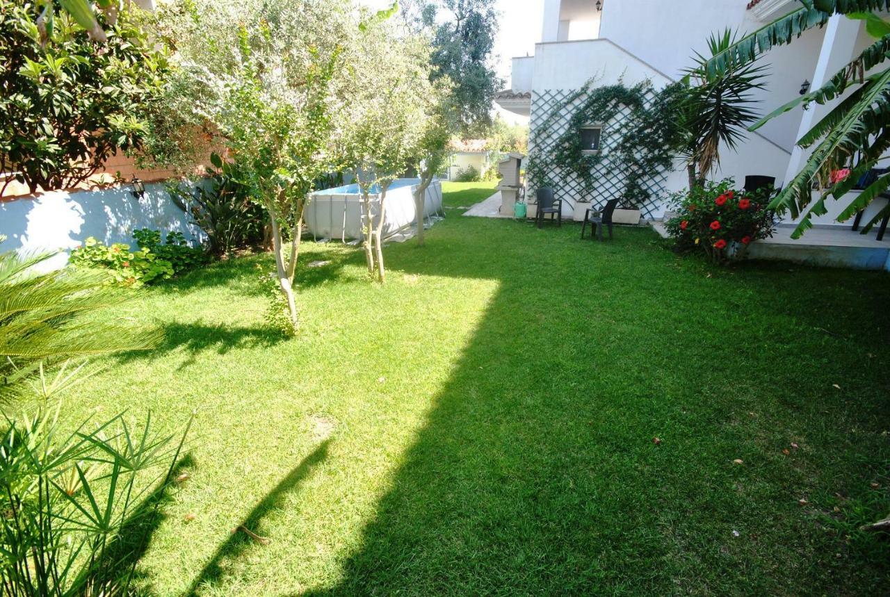 Holiday Residence Rifugio Орозеи Екстериор снимка